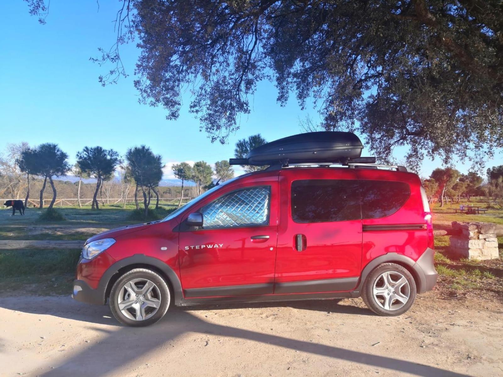Dacia Dokker Camperiz Hotell PMI Eksteriør bilde